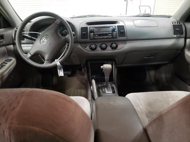 Photo 8 from auction – 2002 TOYOTA CAMRY LE with VIN 4T1BF30KX2U018412