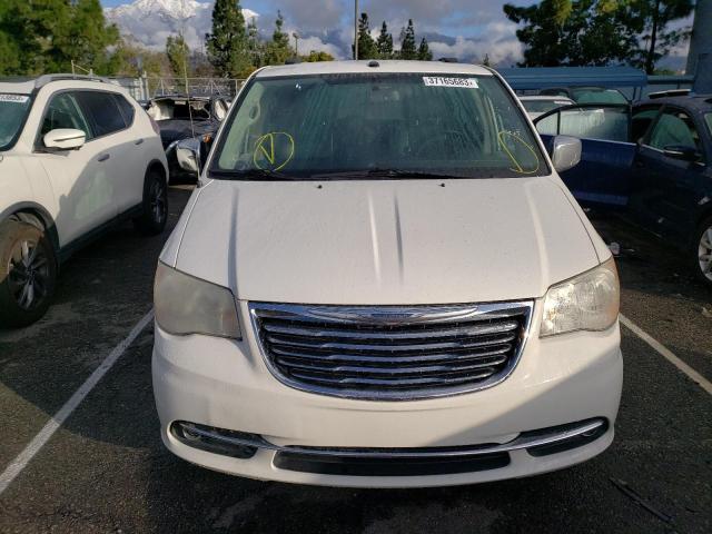 Photo 5 from auction – 2011 CHRYSLER TOWN & COU with VIN 2A4RR8DG2BR614389