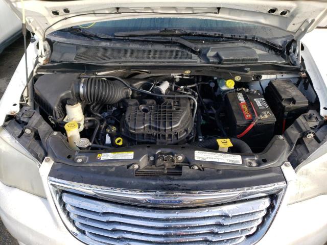 Photo 12 from auction – 2011 CHRYSLER TOWN & COU with VIN 2A4RR8DG2BR614389