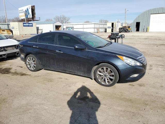 Photo 4 from auction – 2013 HYUNDAI SONATA SE with VIN 5NPEC4AC0DH596636