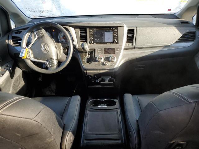 Photo 8 from auction – 2018 TOYOTA SIENNA SE with VIN 5TDXZ3DC0JS914306