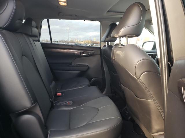 Photo 10 from auction – 2022 TOYOTA HIGHLANDER with VIN 5TDDZRBH3NS187379