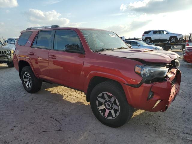 Photo 4 from auction – 2018 TOYOTA 4RUNNER SR with VIN JTEBU5JR5J5487445