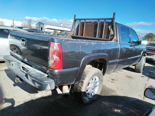 Photo 3 from auction – 2003 CHEVROLET SILVERADO with VIN 1GCHC23U63F182471