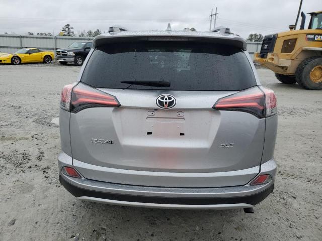 Photo 6 from auction – 2017 TOYOTA RAV4 XLE with VIN 2T3WFREV4HW352362