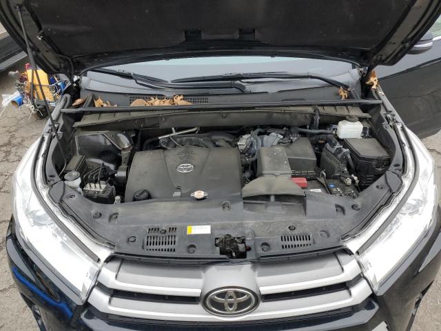 Photo 11 from auction – 2019 TOYOTA HIGHLANDER with VIN 5TDJZRFH3KS607778