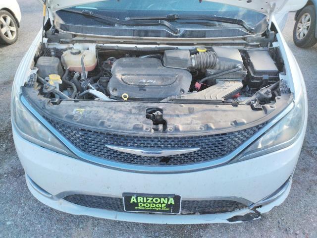 Photo 12 from auction – 2017 CHRYSLER PACIFICA T with VIN 2C4RC1BGXHR688718