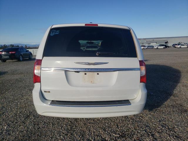 Photo 6 from auction – 2015 CHRYSLER TOWN & COU with VIN 2C4RC1BG4FR608620