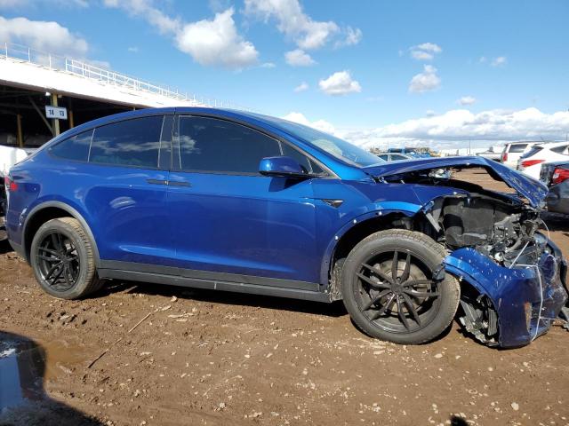 Photo 4 from auction – 2017 TESLA MODEL X with VIN 5YJXCDE24HF068368