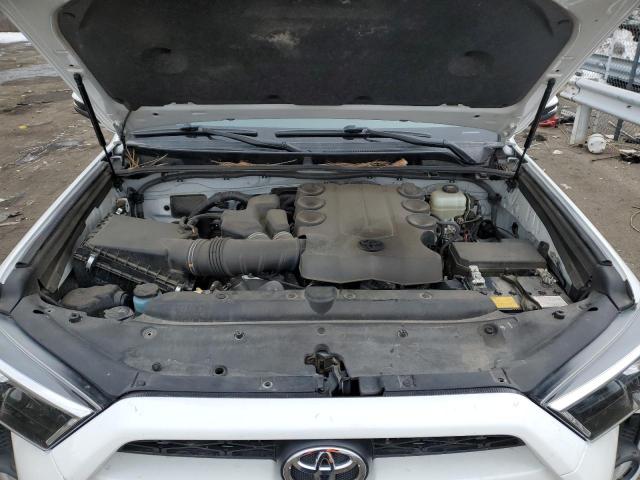 Photo 12 from auction – 2019 TOYOTA 4RUNNER SR with VIN JTEBU5JR2K5733160