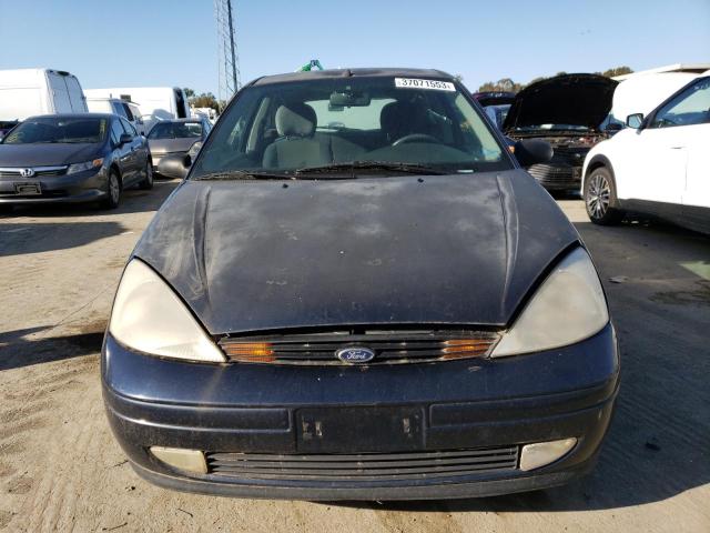 Photo 5 from auction – 2000 FORD FOCUS ZX3 with VIN 3FAFP3135YR247323