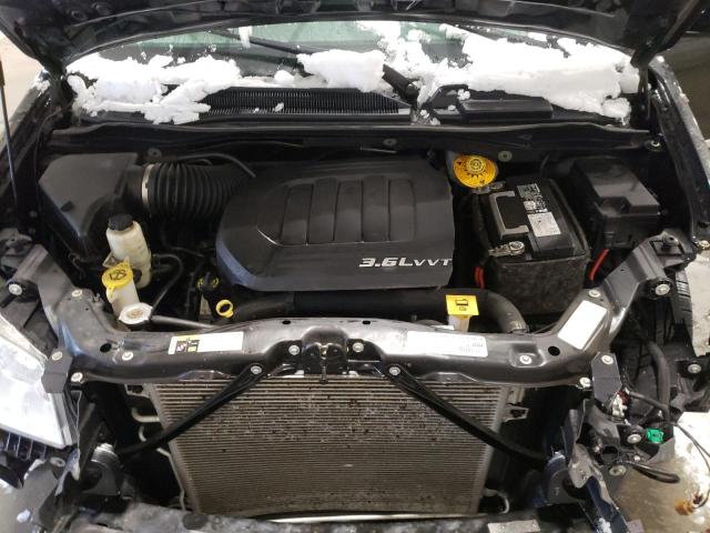 Photo 12 from auction – 2016 CHRYSLER TOWN & COU with VIN 2C4RC1BG7GR253055