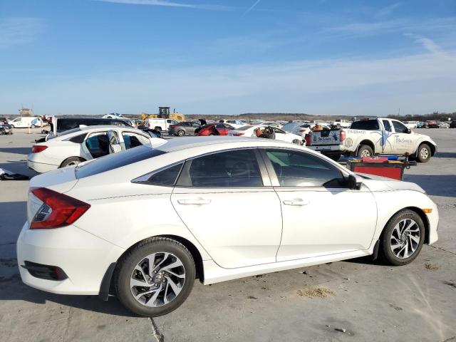 Photo 3 from auction – 2018 HONDA CIVIC EX with VIN 19XFC2F77JE040490