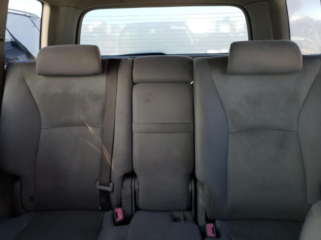Photo 10 from auction – 2004 TOYOTA HIGHLANDER with VIN JTEGD21A940085377