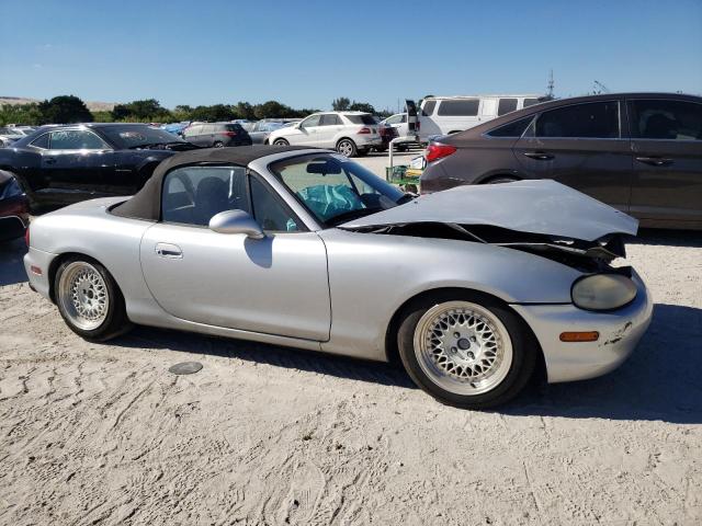 Photo 4 from auction – 1999 MAZDA MX-5 MIATA with VIN JM1NB3531X0125460