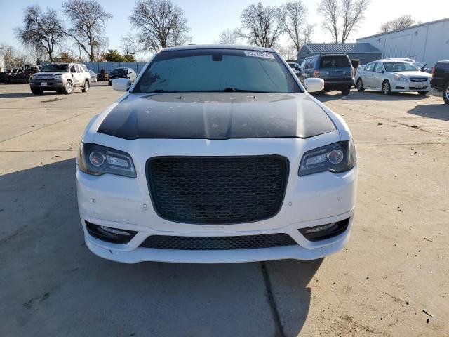 Photo 5 from auction – 2018 CHRYSLER 300 S with VIN 2C3CCABTXJH142908