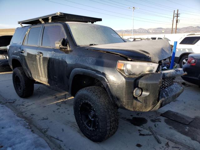 Photo 4 from auction – 2018 TOYOTA 4RUNNER SR with VIN JTEBU5JR9J5524965