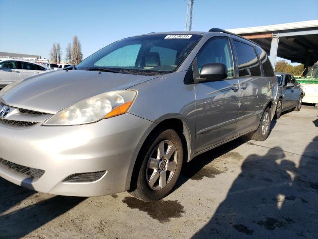TOYOTA SIENNA 2010 with VIN 5TDKK4CC6AS326268 - Photo from auction