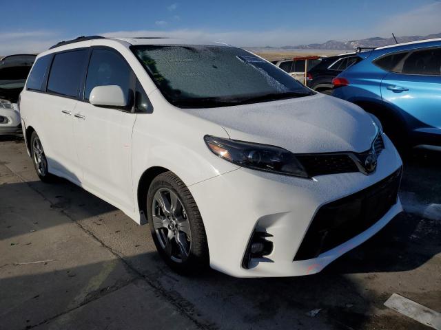 Photo 4 from auction – 2018 TOYOTA SIENNA SE with VIN 5TDXZ3DC0JS914306