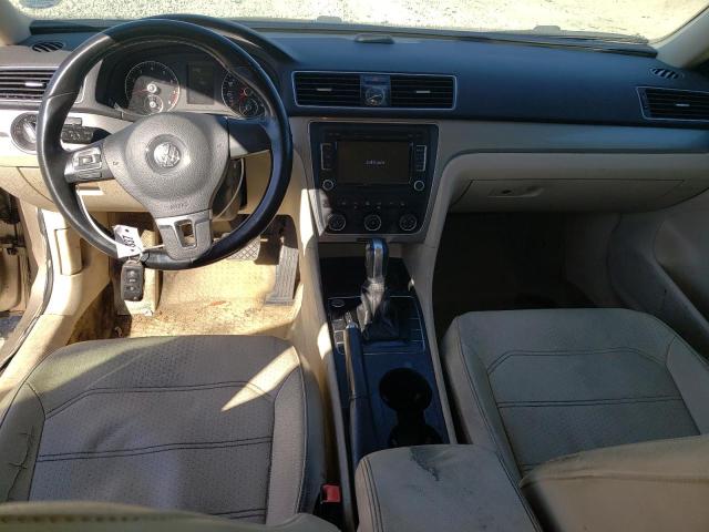 Photo 8 from auction – 2015 VOLKSWAGEN PASSAT S with VIN 1VWAT7A36FC089400