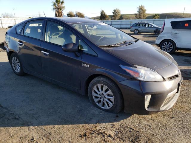 Photo 4 from auction – 2014 TOYOTA PRIUS PLUG with VIN JTDKN3DP7E3052976
