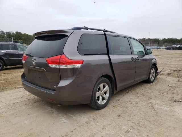Zdjęcie 3 z aukcji – 2012 TOYOTA SIENNA LE z VIN 5TDKK3DC2CS270213