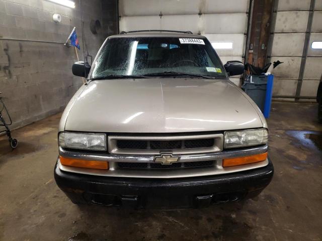 Photo 5 from auction – 2003 CHEVROLET BLAZER with VIN 1GNCT18X13K116688