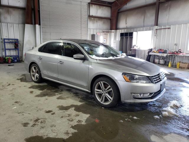 Photo 4 from auction – 2014 VOLKSWAGEN PASSAT SEL with VIN 1VWCT7A37EC014552