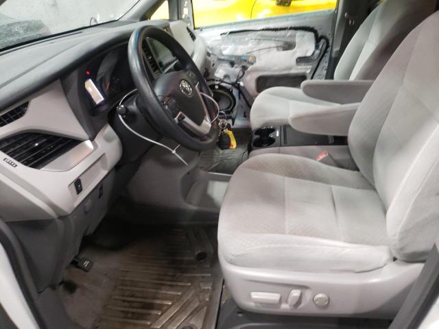 Photo 7 from auction – 2017 TOYOTA SIENNA LE with VIN 5TDKZ3DC0HS824156