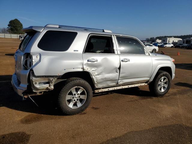 Photo 3 from auction – 2011 TOYOTA 4RUNNER SR with VIN JTEBU5JR5B5045640