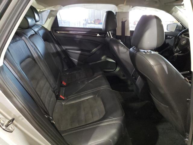 Photo 10 from auction – 2014 VOLKSWAGEN PASSAT SEL with VIN 1VWCT7A37EC014552