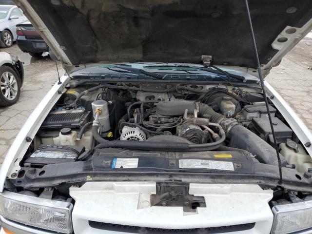 Photo 11 from auction – 2000 CHEVROLET BLAZER with VIN 1GNDT13W6Y2117328
