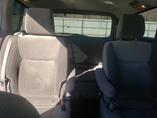 Photo 10 from auction – 2010 TOYOTA SIENNA CE with VIN 5TDKK4CC8AS296920