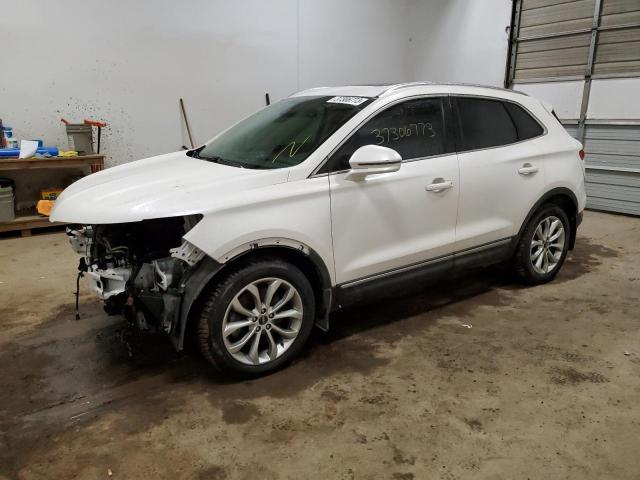 LINCOLN MKC SELECT 2018 with VIN 5LMCJ2D90JUL17780 - Photo from auction