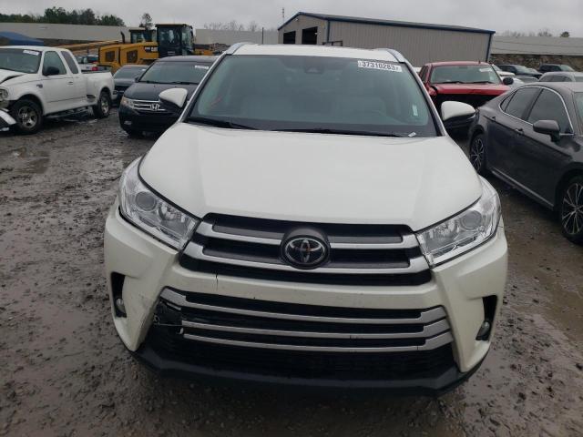 Photo 5 from auction – 2018 TOYOTA HIGHLANDER with VIN 5TDJZRFH9JS540733