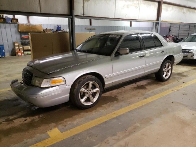 FORD CROWN VICT 2003 with VIN 2FAFP71WX3X146175 - Photo from auction