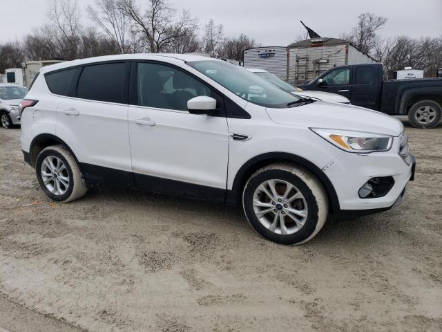 Photo 4 from auction – 2017 FORD ESCAPE SE with VIN 1FMCU9GD5HUB80994