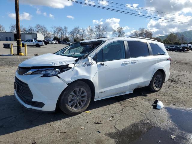 Photo 1 from auction – 2021 TOYOTA SIENNA LE with VIN 5TDKRKEC7MS007124