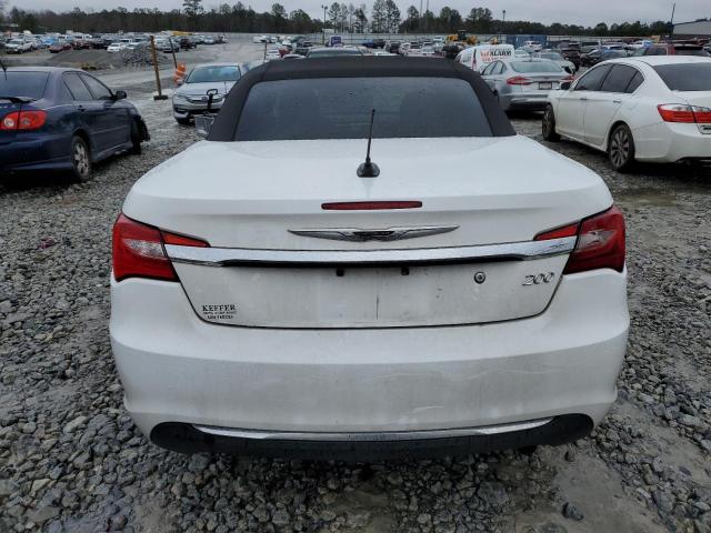 Photo 6 from auction – 2014 CHRYSLER 200 TOURIN with VIN 1C3BCBEB7EN137912