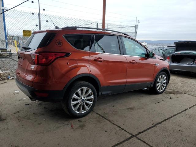 Photo 3 from auction – 2019 FORD ESCAPE SEL with VIN 1FMCU9HD6KUA86760