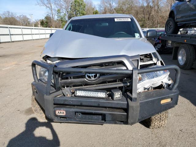 Photo 5 from auction – 2010 TOYOTA TACOMA DOU with VIN 5TELU4EN2AZ737151