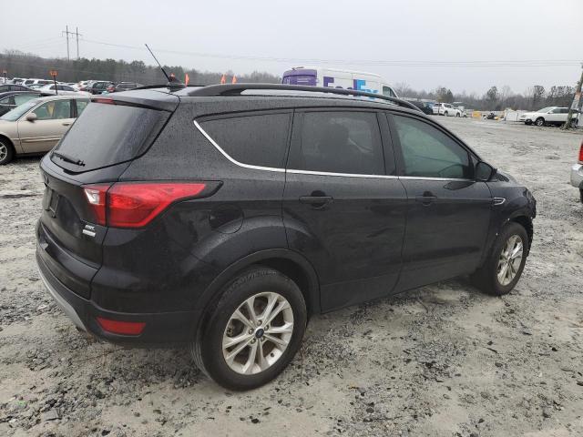 Photo 3 from auction – 2019 FORD ESCAPE SEL with VIN 1FMCU0HD7KUB20166