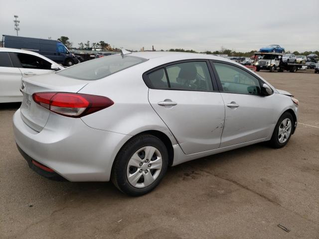 Photo 3 from auction – 2017 KIA FORTE LX with VIN 3KPFK4A79HE078030