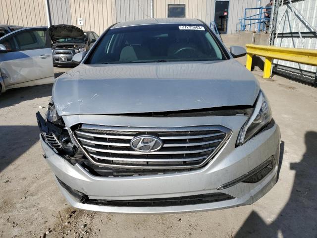 Photo 5 from auction – 2015 HYUNDAI SONATA SE with VIN 5NPE24AF7FH083626