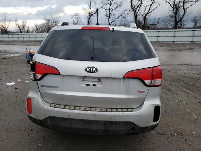 Photo 6 from auction – 2015 KIA SORENTO LX with VIN 5XYKTCA62FG630240