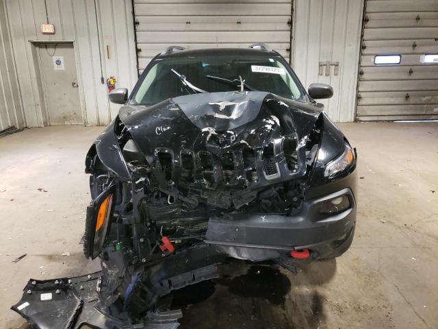 Photo 5 from auction – 2017 JEEP CHEROKEE T with VIN 1C4PJMBBXHW647578