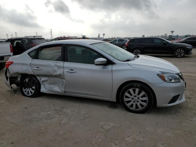 Photo 4 from auction – 2017 NISSAN SENTRA S with VIN 3N1AB7AP5HL675296
