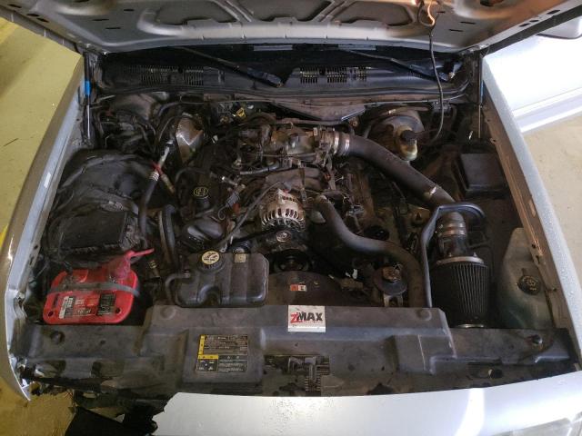 Photo 11 from auction – 2003 FORD CROWN VICT with VIN 2FAFP71WX3X146175