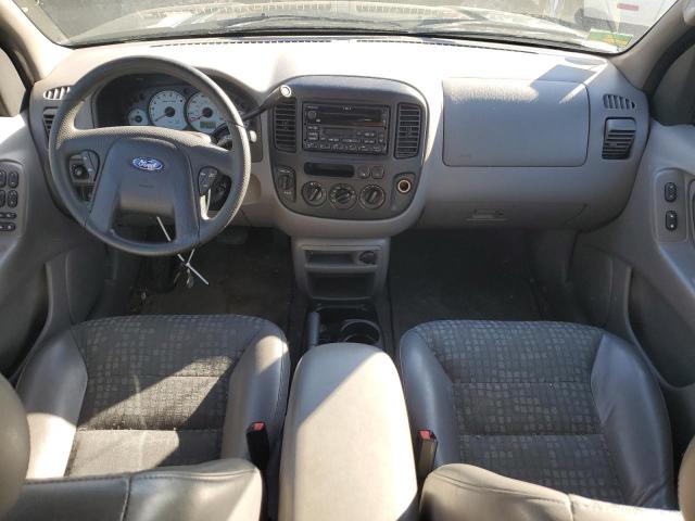 Photo 8 from auction – 2002 FORD ESCAPE XLS with VIN 1FMYU02162KB44409