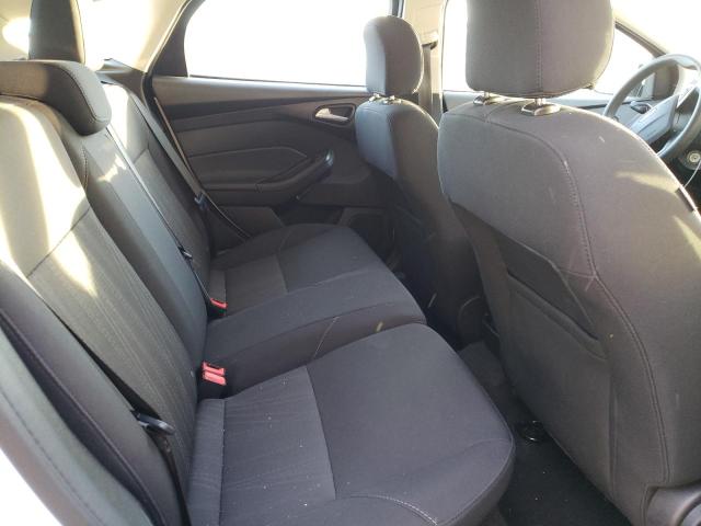 Foto 10 de la subasta – 2017 FORD FOCUS SE con VIN 1FADP3K22HL296670